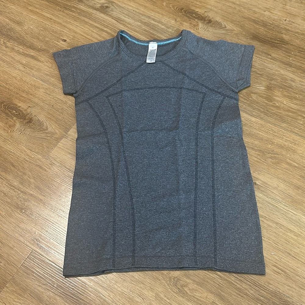 Lululemon Swiftly Shirt